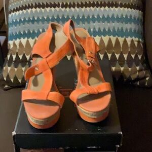 Orange Zipporah